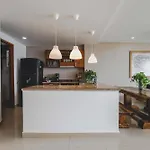 Cartagena frente a playa Ciudad Antigua 27