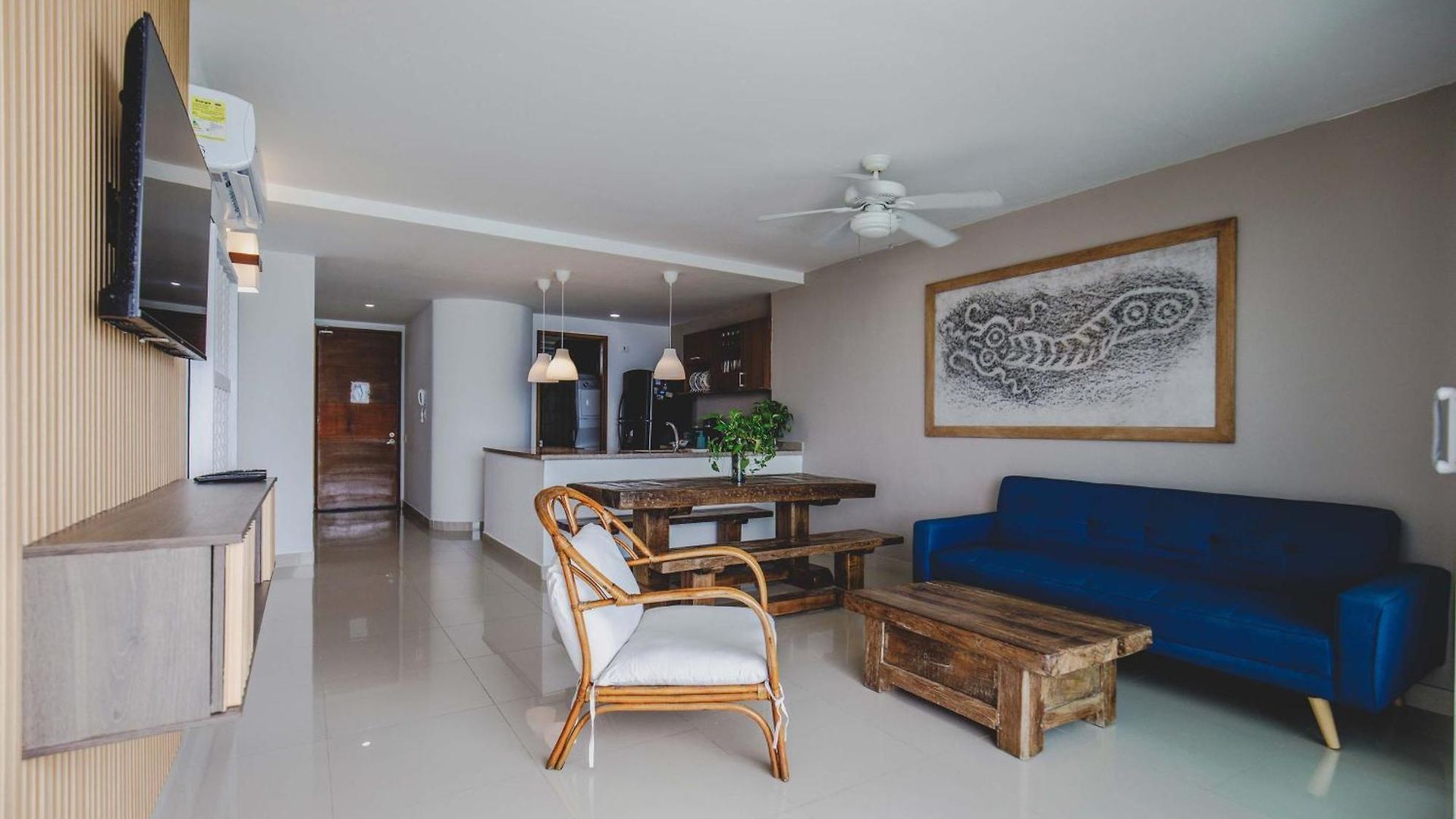 Skymar Luxury 27 *