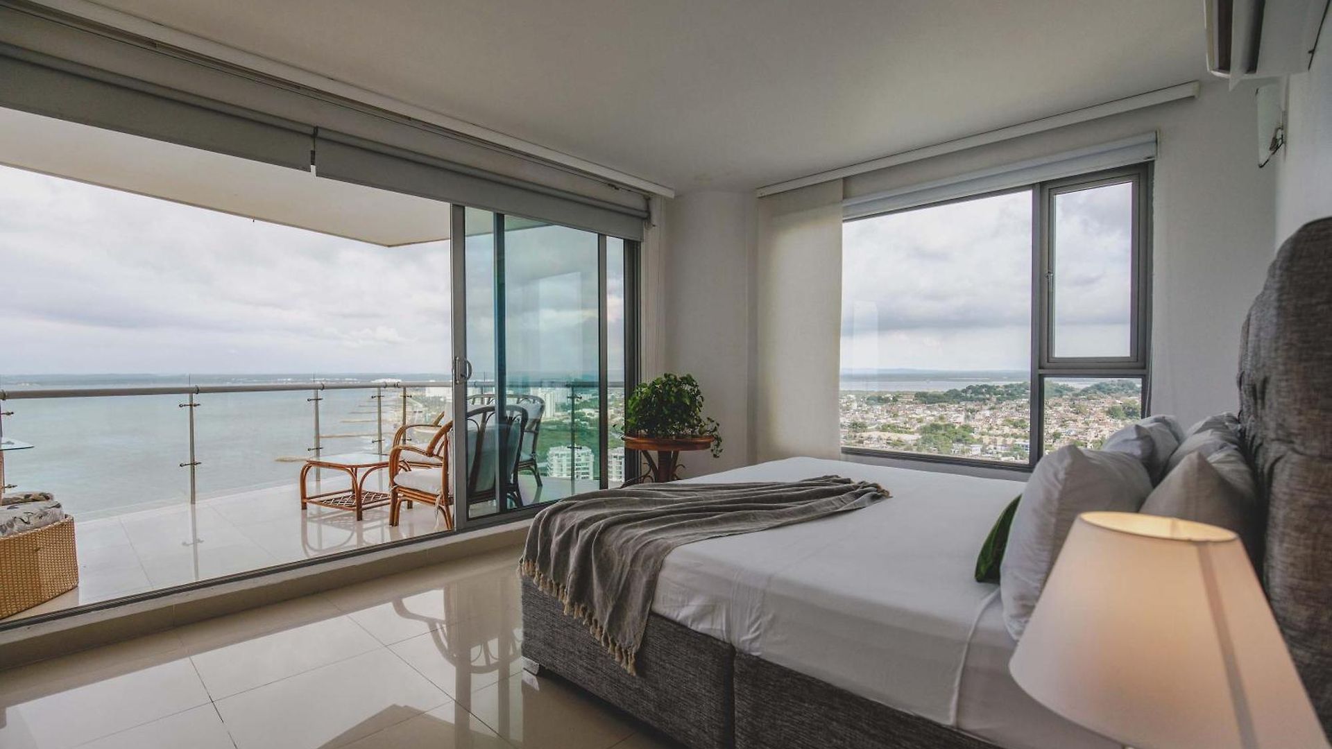 Skymar Luxury 27 Apartment